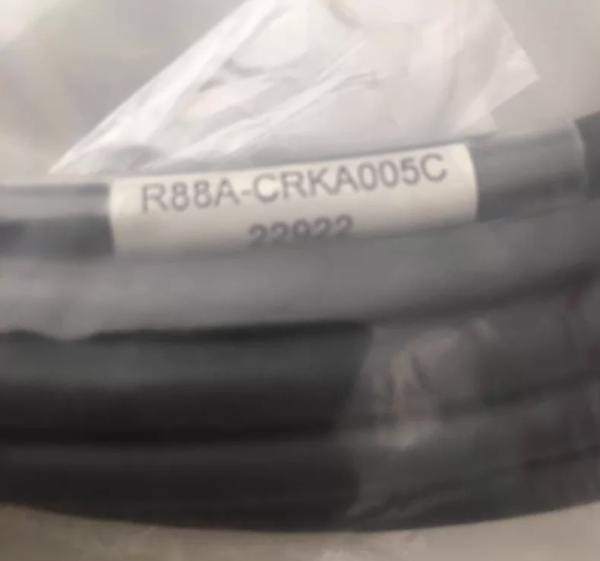 Omron connecting cable,R88A-CRKA005C,brand new and original, in stock - 图片 3