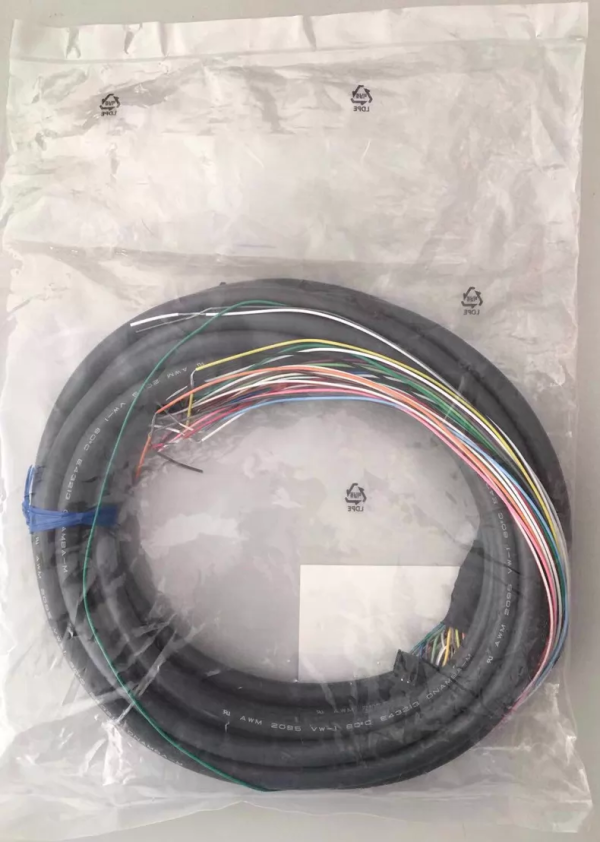 Japan Yaskawa Connecting Cable,V680-A60,brand new and original, in stock - 图片 5