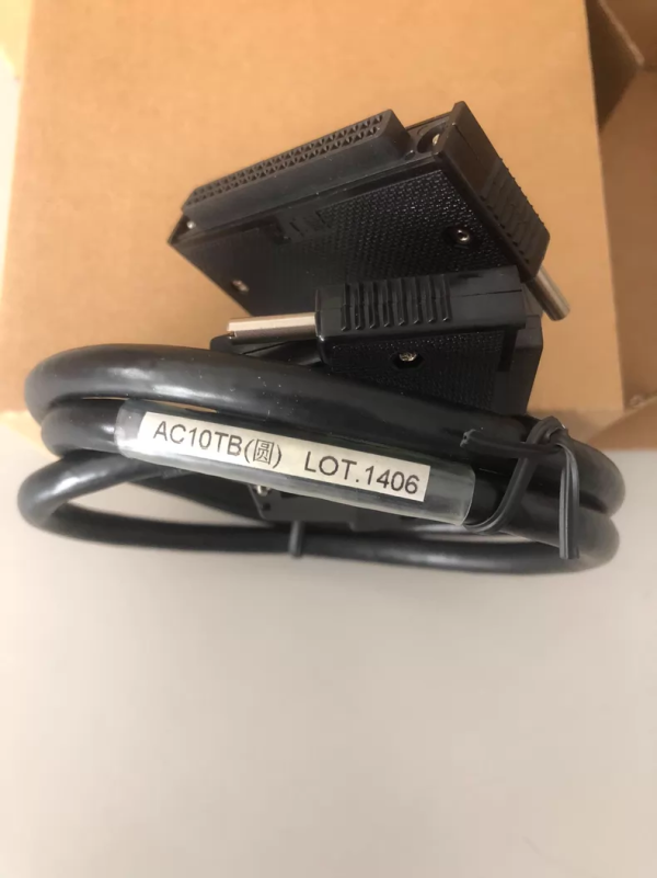 Mitsubishi PLC Connecting Cable,AC10TB,New and original,In stock - 图片 3