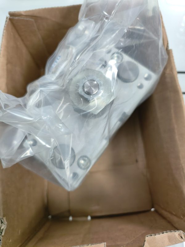 FESTO cylinder 534770 DFM-63-25-B-P-A-GF-AJ   ,New and original,In stock - 图片 2
