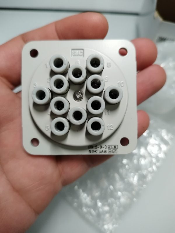 SMC Quick-Change Multi-Tube Interfacing Connector DMK12S-04-C1 ,New and original,In stock - 图片 3