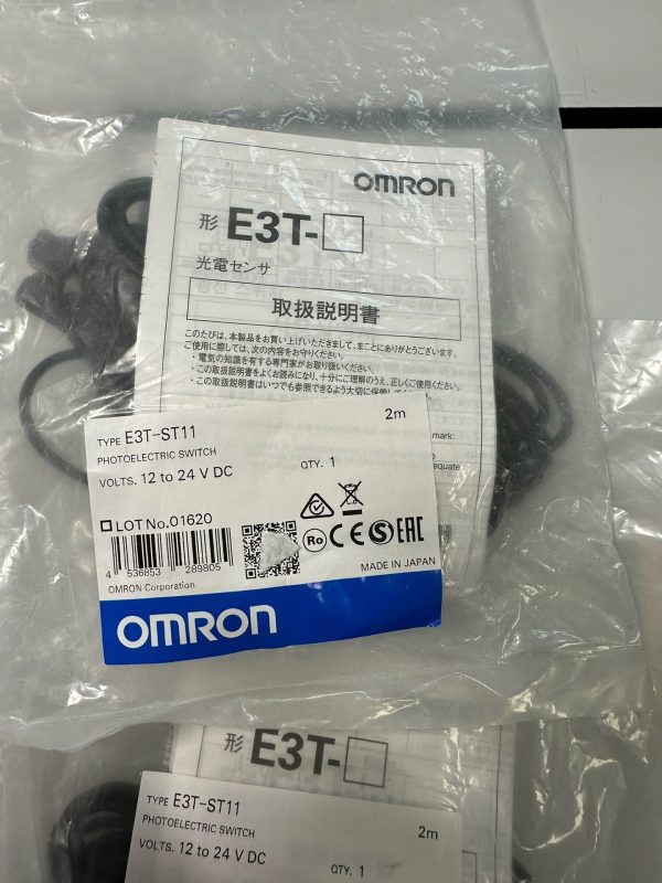 OMRON sensor ET3-ST11   ,New and original,In stock