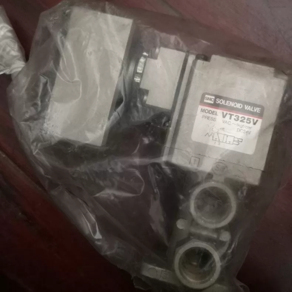 SMC solenoid valve VT325V ,New and original,In stock