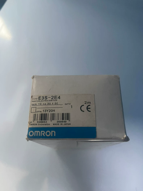 OMRON E3S-2E4 Photoelectric Sensor,New and original,In stock