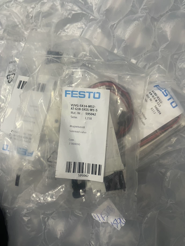 FESTO VUVG-SK14-M52-AT-G18-1H2L-W1-S Solenoid Valve,New and original,In stock