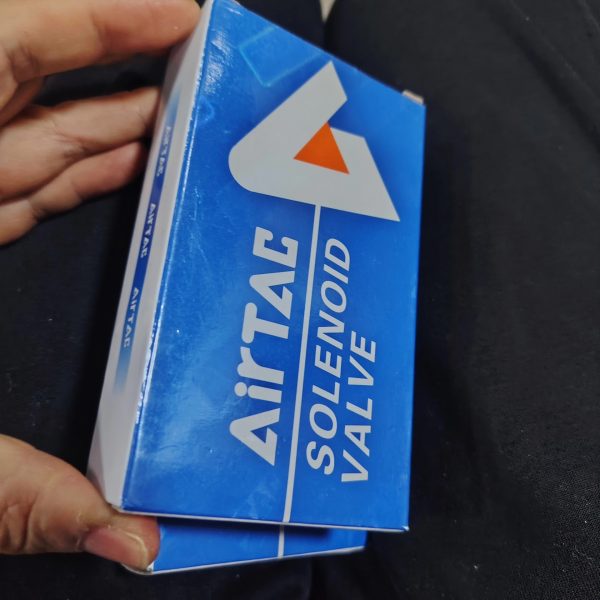Airtac solenoid valve 4V21006B ,New and original,In stock - 图片 2
