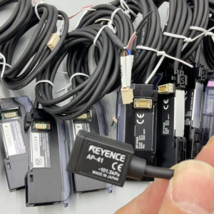 Keyence digital pressure amplifier AP-41 ,Used one,In stock