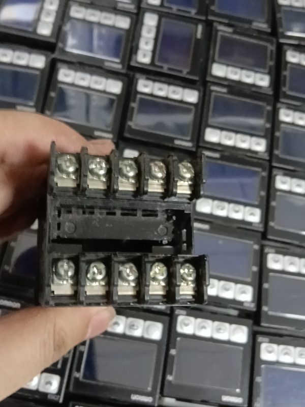 Omron Temperature Controller E5CZ-Q2MT ,Used one,In stock - 图片 3