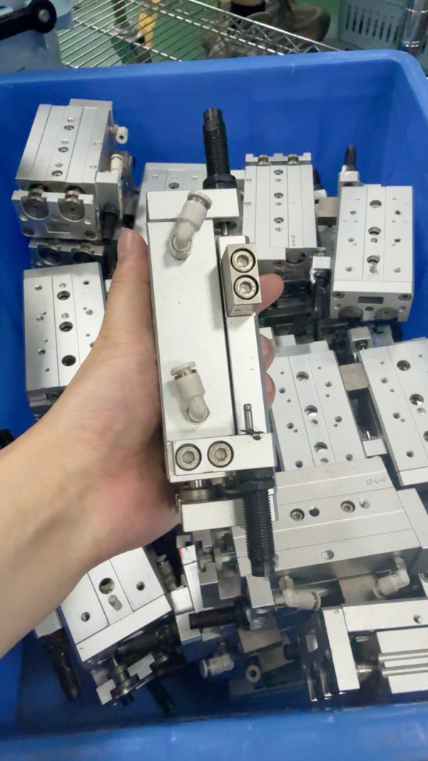 Airtac slide table cylinder HLS16X50SA  ,Used one,In stock - 图片 4