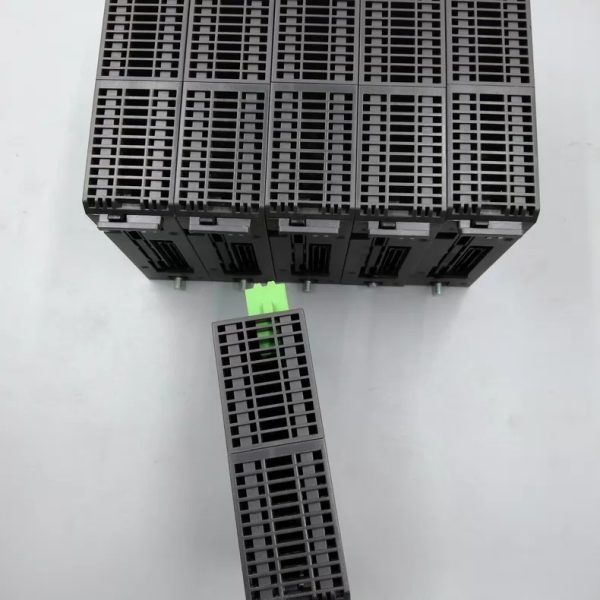 Delta AH32AN02T-5A Digital Output Module,Used one,In stock - 图片 2